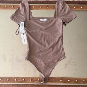 Aritzia Babaton Contour Deep Taupe Bodysuit